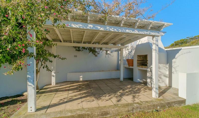 4 Bedroom Property for Sale in Kommetjie Western Cape